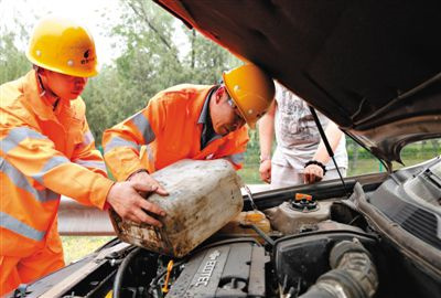 怀集剑阁道路救援